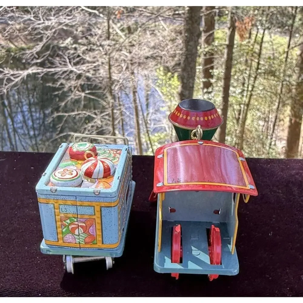 VTG Hallmark COLLECTOR SERIES TRAIN ENGINE & Car 1994 #1 & 2 No Box EUC -LO10